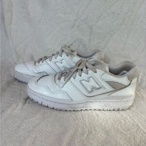 White New Balance 550
